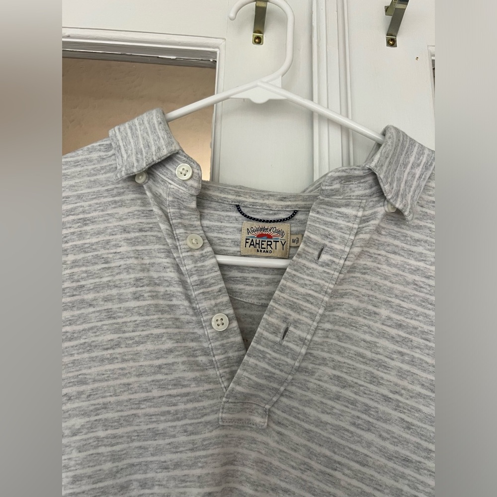 Faherty Henley Stripe Long Sleeve Shirt Size Medium